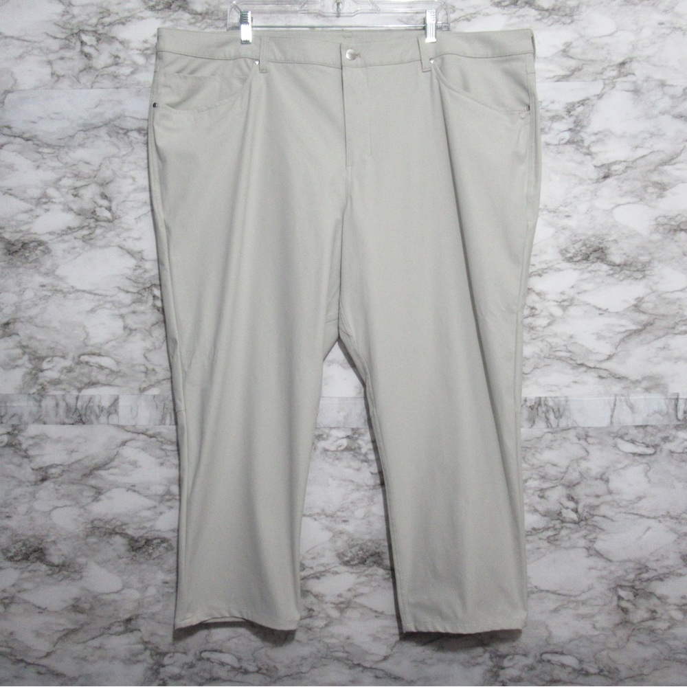Lululemon Men’s ABC Pants Size 46